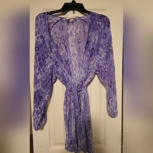 EUC Victoria's Secret Semi sheer Snakeskin & floral Print Robe, short le…